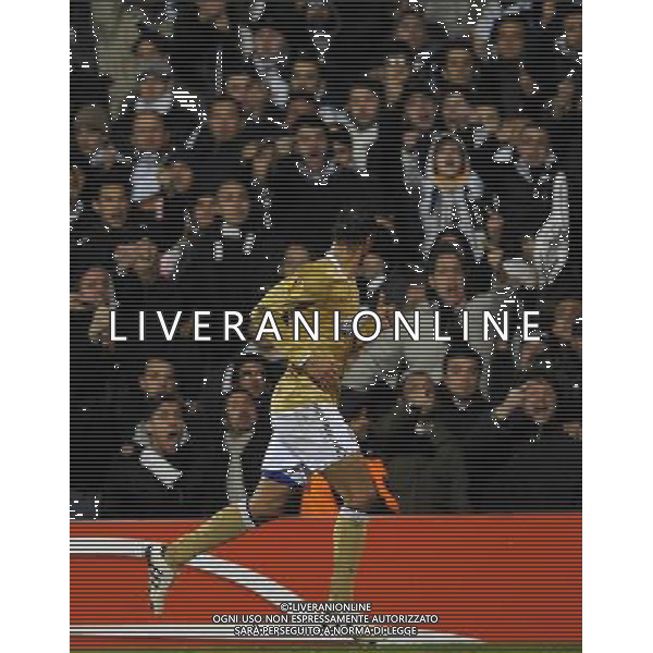 UEFA Europa League 2009/2010 Ottavi di Finale Ritorno Londra - 18.03.2010 Fulham-Juventus Nella Foto:ZEBINA ESPULSIONE ESCE DOPO L\'ESULTANZA INSULTATO DAI TIFOSI /Ph.Vitez-Ag. Aldo Liverani