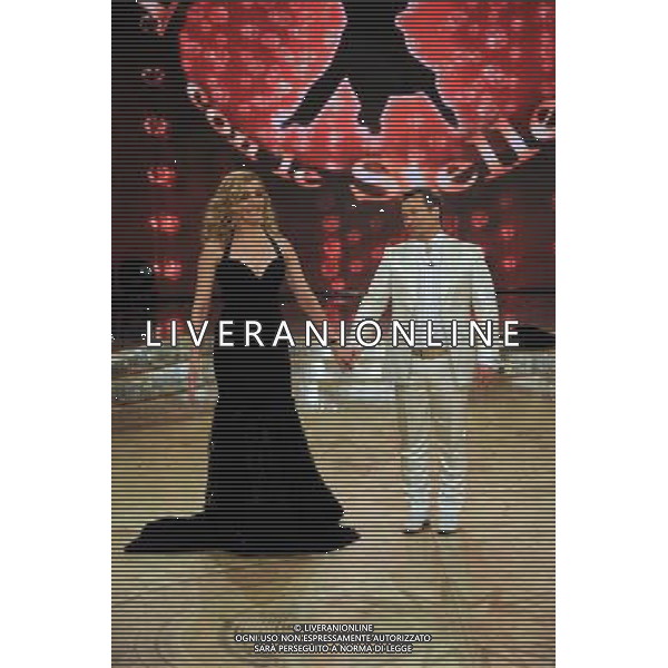 ROMA - AUDITORIUM RAI - 20.O3.2010 BALLANDO CON LE STELLE - SERATA FINALE nella foto: MILLY CARLUCCI CON PAOLO BELLI © MASSIMO BRUNI - AG. ALDO LIVERANI SAS