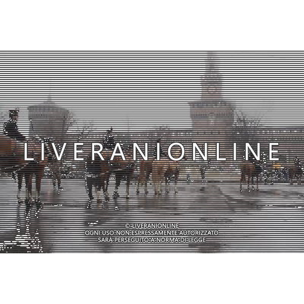 VEDUTEVEDUTE DELLA CITTA\' DI MILANO nella foto: esercito a cavallo davanti il Castello Sforzesco in Piazza Castello © ANTONIO SORANO - AG. ALDO LIVERANI SAS