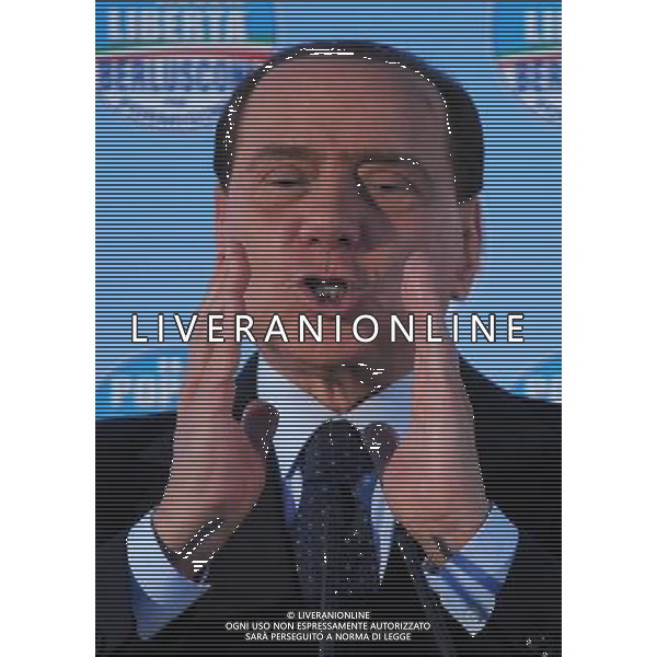 MILANO 22/3/2010 EX PALAGHIACCIO VIA PIRANESI CENA ELETTORALE A SOSTEGNO DI ROBERTO FORMIGONI PER LE ELEZIONI REGIONALI DELLA LOMBARDIA NELLA FOTO SILVIO BERLUSCONI FOTO ROMANO/AG ALDO LIVERANI