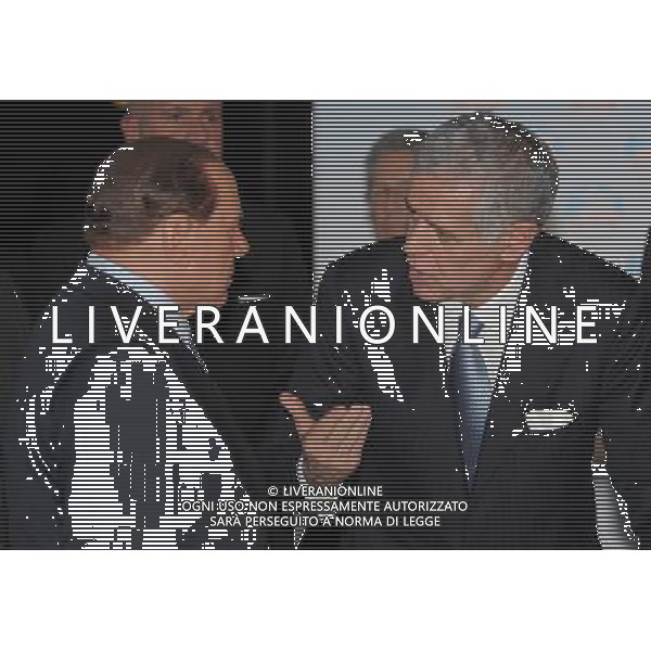 MILANO 22/3/2010 EX PALAGHIACCIO VIA PIRANESI CENA ELETTORALE A SOSTEGNO DI ROBERTO FORMIGONI PER LE ELEZIONI REGIONALI DELLA LOMBARDIA NELLA FOTO SILVIO BERLUSCONI E ROBERTO FORMIGONI FOTO ROMANO/AG ALDO LIVERANI