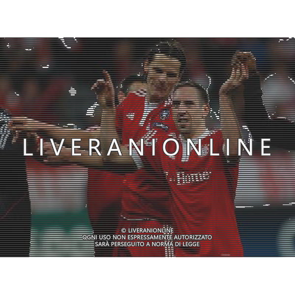 CHAMPIONS LEAUGUE BAYERN MONACO MANCHESTER UNITED QUARTI DI FINALE CALCIO Fussball, 30.03.2010, International, UEFA Champions League, Saison 2009/2010, 1/4-Finale, Hinspiel FC Bayern MŸnchen - Manchester United, 2 : 1 nella foto l\'esultanza a fine gara di Franck Ribery ph.firo/AG ALDO LIVERANI SAS - only italy