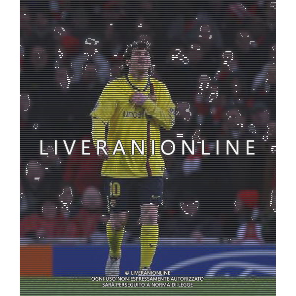 Arsenal - Barcellona quarti finale andata Champions League Action picture involving Barcelona\'s Lionel Messi : Arsenal vs Barcelona for the UCL 1/4 of Finals at the Emirates Stadium in London on 31/03/2010 Picture By Marcello Pozzetti ©IPS Photo Agency/Agenzia Aldo Liverani Sas - ITALY ONLY -