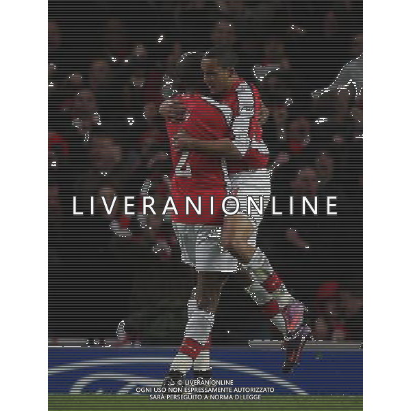 Arsenal - Barcellona quarti finale andata Champions League - esultanza Arsenal\'s Theo Walcott celebrates his goal : Arsenal vs Barcelona for the UCL 1/4 of Finals at the Emirates Stadium in London on 31/03/2010 Picture By Marcello Pozzetti ©IPS Photo Agency/Agenzia Aldo Liverani Sas - ITALY ONLY -