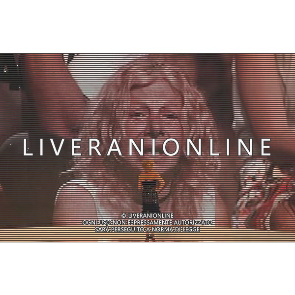 TRASMISSIONE TV: \' L\'ISOLA DEI FAMOSI\' - 7ma EDIZIONE nella foto: Simona VENTURA - Sandra MILO © Antonio Sorano - Ag. Aldo Liverani sas