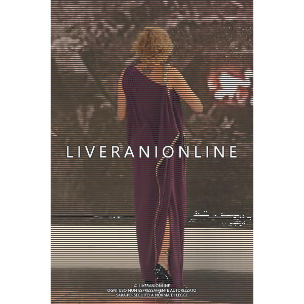 TRASMISSIONE TV: \' L\'ISOLA DEI FAMOSI\' - 7ma EDIZIONE nella foto: Simona VENTURA © Antonio Sorano - Ag. Aldo Liverani sas TATUAGGIO TATUAGGI