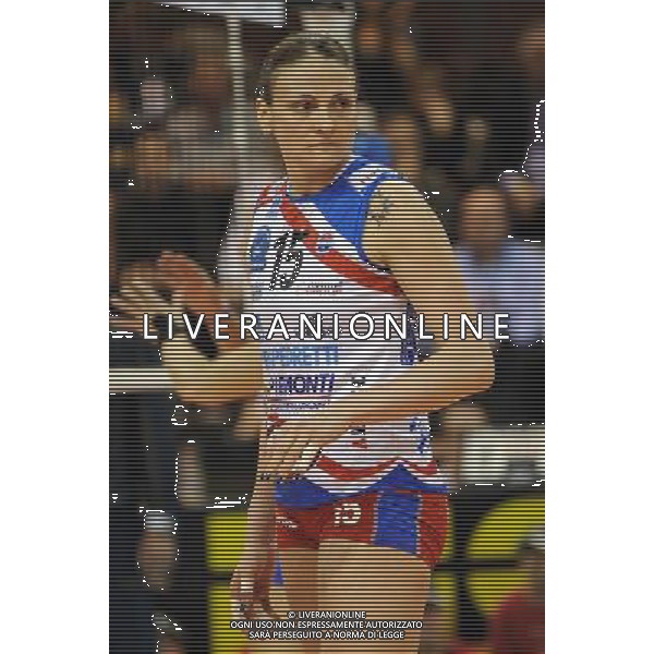 Final Four CEV Indesit Champions League Pallavolo Femminile Cannes (FRA) 4-04-2010 Foppapedretti Bergamo (ITA) - FenerbahceAcibadem Istanbul (TUR) finale per il 1° posto nella foto: Antonella Del Core (Foppapedretti Bergamo) foto Garavaglia - ag. Aldo Liverani sas