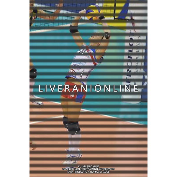 Final Four CEV Indesit Champions League Pallavolo Femminile Cannes (FRA) 4-04-2010 Foppapedretti Bergamo (ITA) - FenerbahceAcibadem Istanbul (TUR) finale per il 1° posto nella foto: Eleonora Lo Bianco (Foppapedretti Bergamo) foto Garavaglia - ag. Aldo Liverani sas