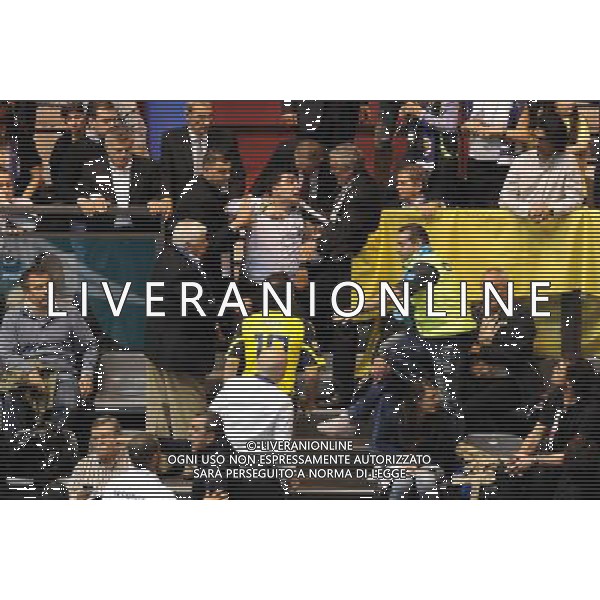 Final Four CEV Indesit Champions League Pallavolo Femminile Cannes (FRA) 4-04-2010 Foppapedretti Bergamo (ITA) - FenerbahceAcibadem Istanbul (TUR) finale per il 1° posto nella foto: qualche momento di tensione nel settore riservato ai tifosi turchi foto Garavaglia - ag. Aldo Liverani sas