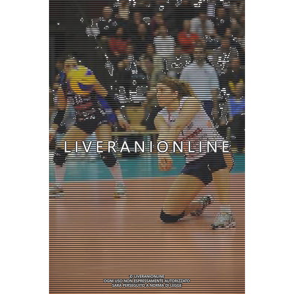 Final Four CEV Indesit Champions League Pallavolo Femminile Cannes (FRA) 4-04-2010 Asytel Novara - RC Cannes finale per il 3°/4° posto nella foto: Cristina Barcellini (Asystel Novara) foto Garavaglia - ag. Aldo Liverani sas
