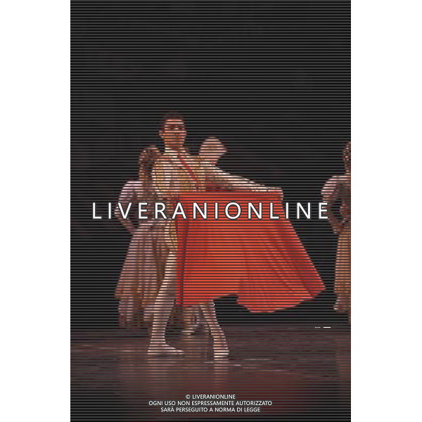 Ballet Nacional De Cuba perform scenes of Act I and Act III from Don Quixote part of the Magia De La Danza at the London Coliseum. /Agenzia Aldo Liverani Sas - ITALY ONLY - IL BALLETTO NAZIONALE DI CUBA DURANTE UNA SCENA DEL 1¡ E 3¡ ATTO DEL DON CHISCIOTTE A LONDRA