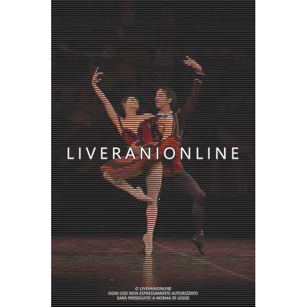 Ballet Nacional De Cuba perform scenes of Act I and Act III from Don Quixote part of the Magia De La Danza at the London Coliseum. /Agenzia Aldo Liverani Sas - ITALY ONLY - IL BALLETTO NAZIONALE DI CUBA DURANTE UNA SCENA DEL 1¡ E 3¡ ATTO DEL DON CHISCIOTTE A LONDRA