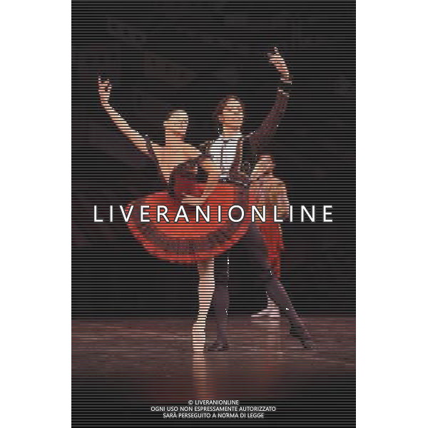 Ballet Nacional De Cuba perform scenes of Act I and Act III from Don Quixote part of the Magia De La Danza at the London Coliseum. /Agenzia Aldo Liverani Sas - ITALY ONLY - IL BALLETTO NAZIONALE DI CUBA DURANTE UNA SCENA DEL 1¡ E 3¡ ATTO DEL DON CHISCIOTTE A LONDRA