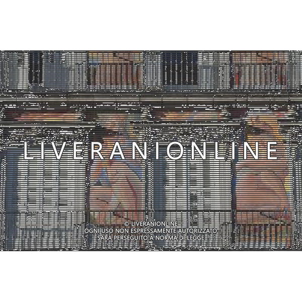 Plaza Mayor is Madrid\'s historical 17th century square. The sidewalk cafes and restaurants that line the plaza attract tourists from throughout Europe. Throughout Spanish history, Plaza Mayor has played an important role in all sorts of public events including public executions and Spanish inquisition tria. ©Photoshot/Agenzia Aldo Liverani Sas - ITALY ONLY - VEDUTE DELLA CITTA\' DI MADRID - SPAGNA