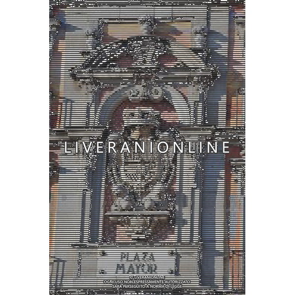 Plaza Mayor is Madrid\'s historical 17th century square. The sidewalk cafes and restaurants that line the plaza attract tourists from throughout Europe. Throughout Spanish history, Plaza Mayor has played an important role in all sorts of public events including public executions and Spanish inquisition tria. ©Photoshot/Agenzia Aldo Liverani Sas - ITALY ONLY - VEDUTE DELLA CITTA\' DI MADRID - SPAGNA