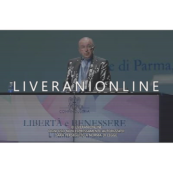 FIERE DI PARMA 09/04/2010 PER I 100 ANNI DI CONFINDUSTRIA, CONVEGNO: \'LIBERTA\' E BENESSERE. L\' ITALIA AL FUTURO\' NELLA FOTO JOAQUIM ALMUNIA COMMISSARIO EUROPEO ALLA CONCORRENZA © ROMANO/AGENZIA ALDO LIVERANI SAS