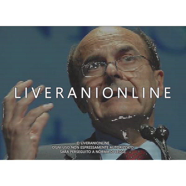 FIERE DI PARMA 09/04/2010 PER I 100 ANNI DI CONFINDUSTRIA, CONVEGNO: \'LIBERTA\' E BENESSERE. L\' ITALIA AL FUTURO\' NELLA FOTO PIER LUIGI BERSANI © ROMANO/AGENZIA ALDO LIVERANI SAS