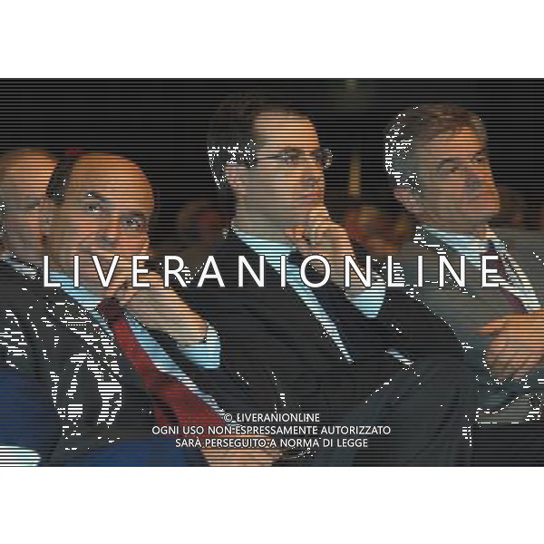 FIERE DI PARMA 09/04/2010 PER I 100 ANNI DI CONFINDUSTRIA, CONVEGNO: \'LIBERTA\' E BENESSERE. L\' ITALIA AL FUTURO\' NELLA FOTO PIER LUIGI BERSANI, MATTEO COLANNINNO E SERGIO CHIAMPARINO © ROMANO/AGENZIA ALDO LIVERANI SAS