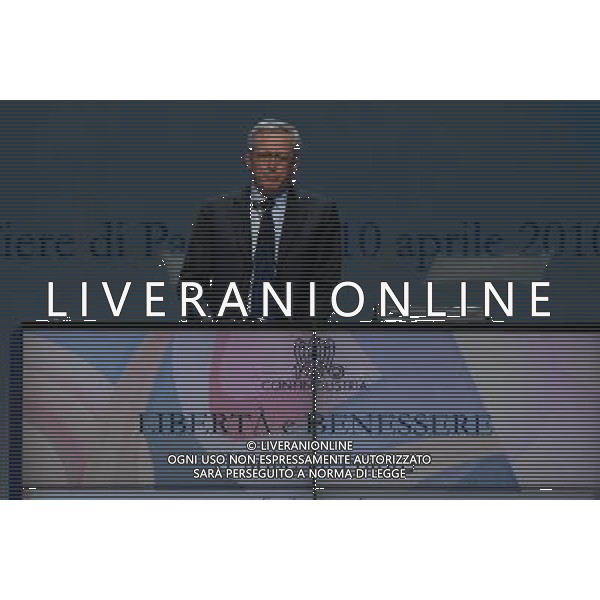 FIERE DI PARMA 09/04/2010 PER I 100 ANNI DI CONFINDUSTRIA, CONVEGNO: \'LIBERTA\' E BENESSERE. L\' ITALIA AL FUTURO\' NELLA FOTO GIULIO TREMONTI © ROMANO/AGENZIA ALDO LIVERANI SAS
