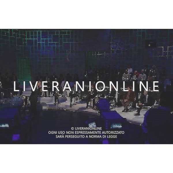 TRASMISSIONE TV: \' L\'ULTIMA PAROLA\' TITOLO DELLA PUNTATA: CHIAGNE E... In Lombardia, quattrocento sindaci consegnano la fascia tricolore perché non hanno soldi. In Sicilia si assumono altri dipendenti pubblici: per fare cosa? In Veneto i piccoli imprenditori si suicidano A Napoli c\'è chi fa l\'elogio dell\'ammuina. Nord e Sud si dividono sui soldi e sulle colpe della politica. nella foto: Attilio FONTANA - Italo BOCCHINO - Antonio PANZERI -Vittorio SGARBI - Luca TELESE - Enrico Bracalente (patron di NeroGiardini) foto Antonio Sorano - Ag. Aldo Liverani sas