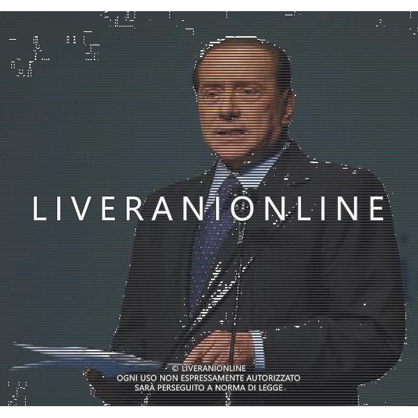 PARMA 10/4/2010 PER I 100 ANNI DI CONFINDUSTRIA, CONVEGNO: \'LIBERTA\' E BENESSERE. L\' ITALIA AL FUTURO\' NELLA FOTO SILVIO BERLUSCONI FOTO ROMANO/AG ALDO LIVERANI