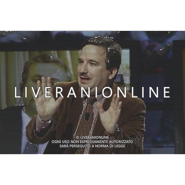 TRASMISSIONE TV: \' L\'ULTIMA PAROLA\' TITOLO DELLA PUNTATA: CHIAGNE E... In Lombardia, quattrocento sindaci consegnano la fascia tricolore perchŽ non hanno soldi. In Sicilia si assumono altri dipendenti pubblici: per fare cosa?. In Veneto i piccoli imprenditori si suicidano A Napoli c\' chi fa l\'elogio dell\'ammuina. Nord e Sud si dividono sui soldi e sulle colpe della politica. nella foto: Luca TELESE ( Il Fatto Quotidiano) foto Antonio Sorano - Ag. Aldo Liverani sas