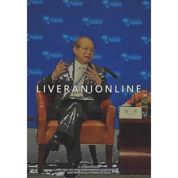 (100409) -- BOAO, April 9, 2010 -- Chi Schive Hsueh, Chairman of Taiwan Stock Exchange Corporation (TWSE) attends the meeting of Capital Market forum during the The Boao Forum for Asia (BFA) Annual Conference in Boao, a scenic town in south China\'s Hainan Province, April 9, 2010. A forum with the theme \'Financing the Transformation of Asian Economies\' is held here on Friday. Guo Cheng) (jl) ©Photosot/Agenzia Aldo Liverani Sas - ITALY ONLY: FORUM PER L\'ASIA 2010 CHE SI TIENE NELLA CITTA\' CINESE DI BOAO