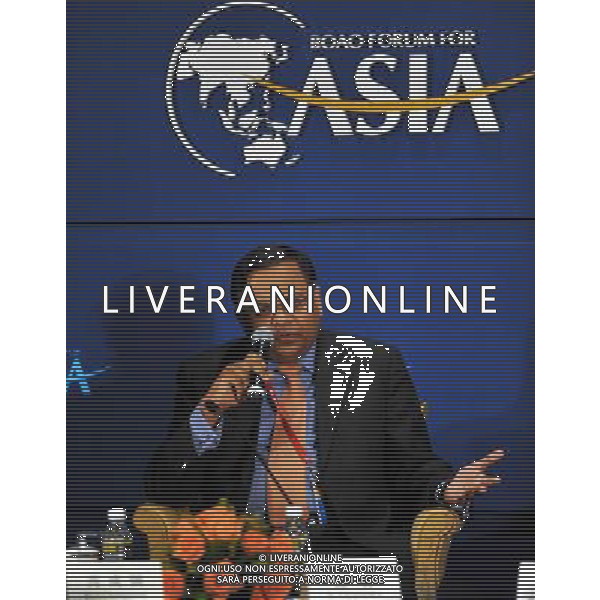 (100410) -- BOAO, April 10, 2010 () -- Tata Consultancy Services CEO N. Chandra, attends the forum: \'Rethinking Growth\' during the Boao Forum for Asia (BFA) Annual Conference 2010 in Boao, a scenic town in south China\'s Hainan Province, April 10, 2010. A forum featuring \'rethinking about Asian growth paths \' was held here on Saturday. (/Jiang Enyu) (jl) ©Photosot/Agenzia Aldo Liverani Sas - ITALY ONLY: FORUM PER L\'ASIA 2010 CHE SI TIENE NELLA CITTA\' CINESE DI BOAO