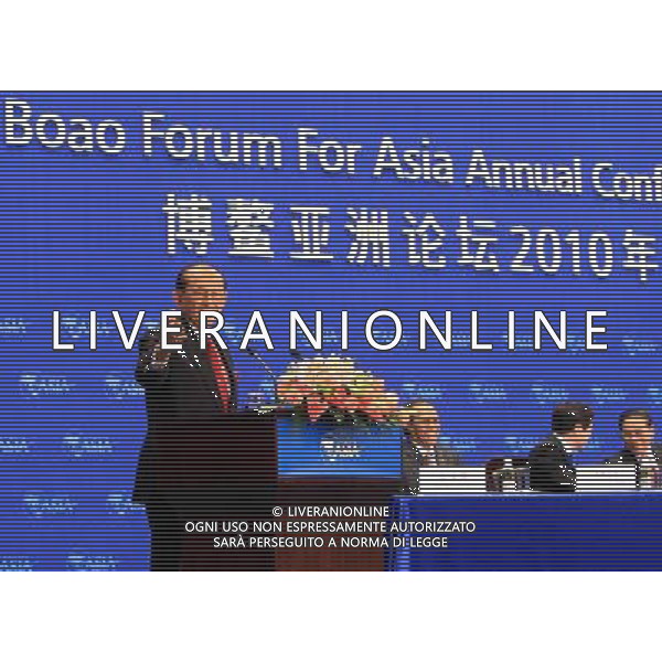(100410) -- BOAO, April 10, 2010 () -- Fidel Valdez Ramos, Boao Forum for Asia (BFA) Chairman of Board of Directors and former President of Philippines addresses the opening plenary of Boao Forum for Asia (BFA) Annual Conference 2010 in Boao, a scenic town in south China\'s Hainan Province, April 10, 2010. The BFA Annual Conference 2010 with the theme \'Green Recovery: Asia\'s Realistic Choice for Sustainable Growth\' officially opened here Saturday. (/Fan Rujun) (jl) ©Photosot/Agenzia Aldo Liverani Sas - ITALY ONLY: FORUM PER L\'ASIA 2010 CHE SI TIENE NELLA CITTA\' CINESE DI BOAO