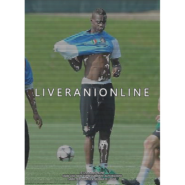 Champions League 2009/2010 Semifinale Andata Milano - 19.04.2010 Allenamento e Conferenza Stampa Inter Barcellona Nella Foto:MARIO BALOTELLI CAMBIA MAGLIA /Ph.Vitez-Ag. Aldo Liverani