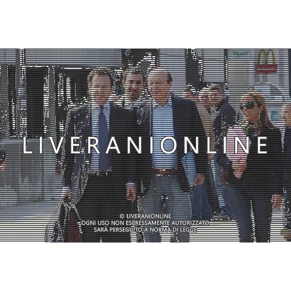 NAPOLI 20 APRILE 2010 PALAZZO DI GIUSTIZIA PROCESSO CALCIOPOLI NELLA FOTO : LUCIANO MOGGI AL SUO ARRIVO FOTO MOSCA AG.ALDO LIVERANI