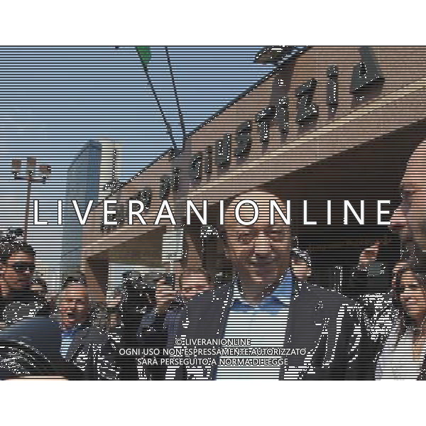 NAPOLI 20 APRILE 2010 PALAZZO DI GIUSTIZIA PROCESSO CALCIOPOLI NELLA FOTO : LUCIANO MOGGI ESCE DAL TRIBUNALE FOTO MOSCA AG.ALDO LIVERANI