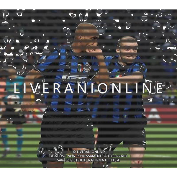 Champions League 2009/2010 Semifinale Andata Milano - 20.04.2010 Inter-Barcellona Nella Foto: ESULTANZA DOPO IL GOL DI MAICON DEL 2-1 CON GORAN PANDEV /Ph.Vitez-Ag. Aldo Liverani