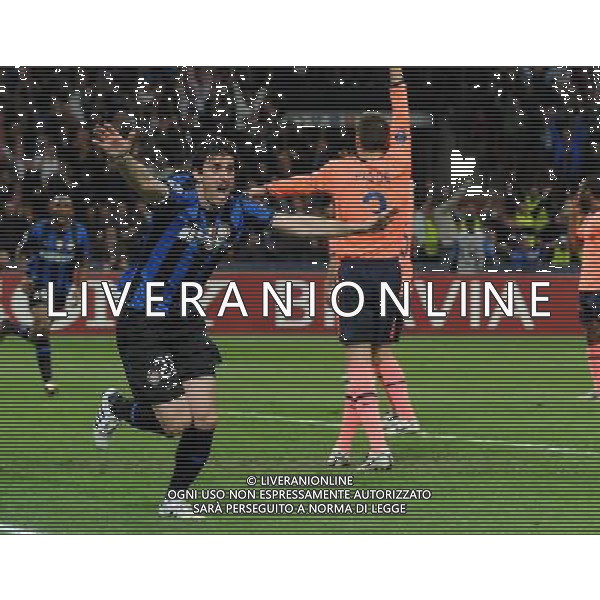 Champions League 2009/2010 Semifinale Andata Milano - 20.04.2010 Inter-Barcellona Nella Foto: ESULTANZA DOPO IL GOL DI DIEGO MILITO DEL 3-1 /Ph.Vitez-Ag. Aldo Liverani