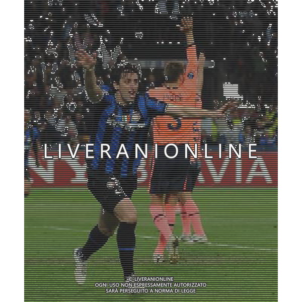 Champions League 2009/2010 Semifinale Andata Milano - 20.04.2010 Inter-Barcellona Nella Foto: ESULTANZA DOPO IL GOL DI DIEGO MILITO DEL 3-1 /Ph.Vitez-Ag. Aldo Liverani
