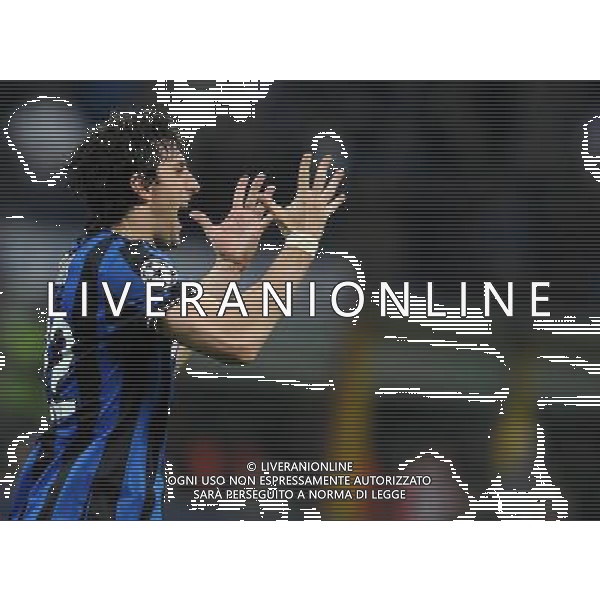 Champions League 2009/2010 Semifinale Andata Milano - 20.04.2010 Inter-Barcellona Nella Foto: ESULTANZA DOPO IL GOL DI DIEGO MILITO DEL 3-1 /Ph.Vitez-Ag. Aldo Liverani