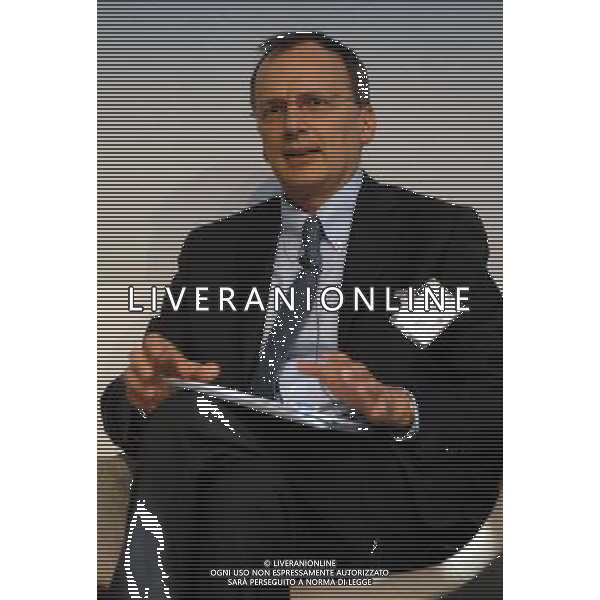 MILANO 20/4/2010 SOLE 24 ORE VIA MONTEROSA, 91 FORUM BANCA \' IMPRESA. DIBATITO SUL RILANCIO INDUSTRIALE E FINANZIARIO: I PROTAGONISTI A CONFRONTO NELLA FOTO GREGORIO DE FELICE RESPONSABILE STUDI E RICERCHE INTESA SANPAOLO FOTO ROMANO/AG ALDO LIVERANI