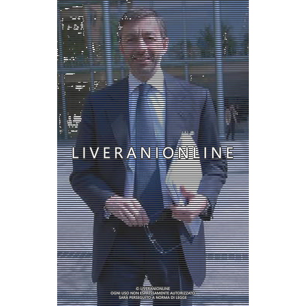 MILANO 20/4/2010 SOLE 24 ORE VIA MONTEROSA, 91 FORUM BANCA \' IMPRESA. DIBATITO SUL RILANCIO INDUSTRIALE E FINANZIARIO: I PROTAGONISTI A CONFRONTO NELLA FOTO GIOVANNI SABATINI DIRETTORE GENERALE ABI FOTO ROMANO/AG ALDO LIVERANI