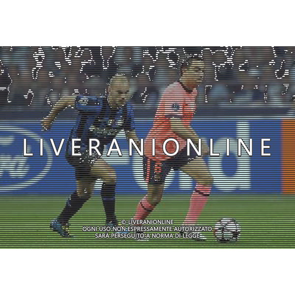 Milano 20-04-2010 Champions League 2009/2010 inter-barcellona 3:1 nella foto xavi hernandez e wesley sneijder ph marco luzzani/ag aldo liverani s.a.s.