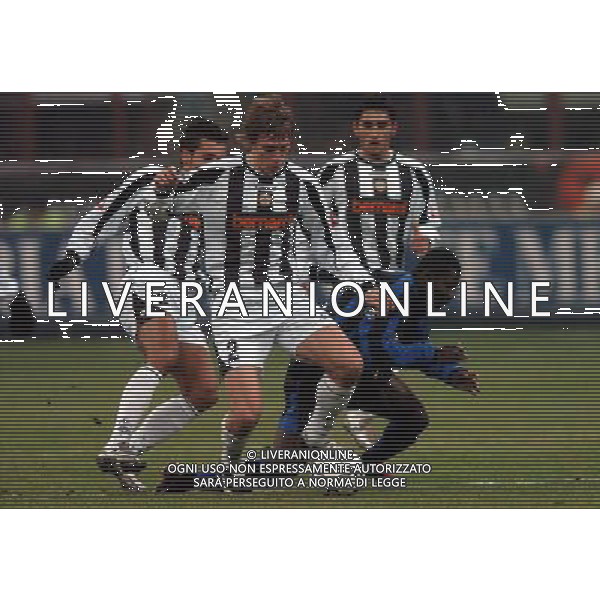 MILANO 21/01/04 TIM CUP 2003/04 INTER- UDINESE nella foto kroldrup per martins obafemi* ag.aldo liverani
