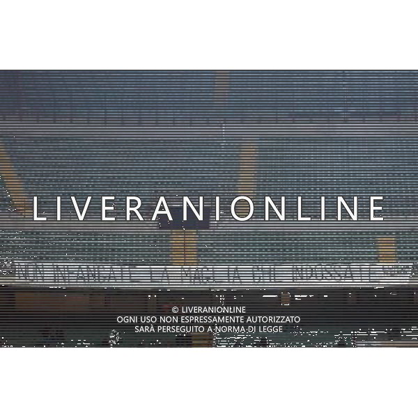 MILANO 21/01/04 TIM CUP 2003/04 INTER- UDINESE nella foto striscioni 1* ag.aldo liverani
