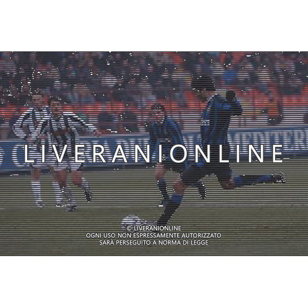 MILANO 21/01/04 TIM CUP 2003/04 INTER- UDINESE nella foto rigore di cruz julio* ag.aldo liverani