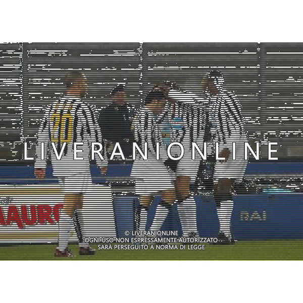 torino 21/01/2004 coppa italia quarti di ritorno juventus - perugia nella foto esultanza goal di miccoli fabrizio 1-0 ag aldo liverani/venezia