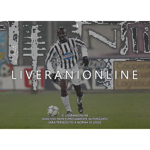 torino 21/01/2004 coppa italia quarti di ritorno juventus - perugia nella foto thuram lilian ag aldo liverani/venezia