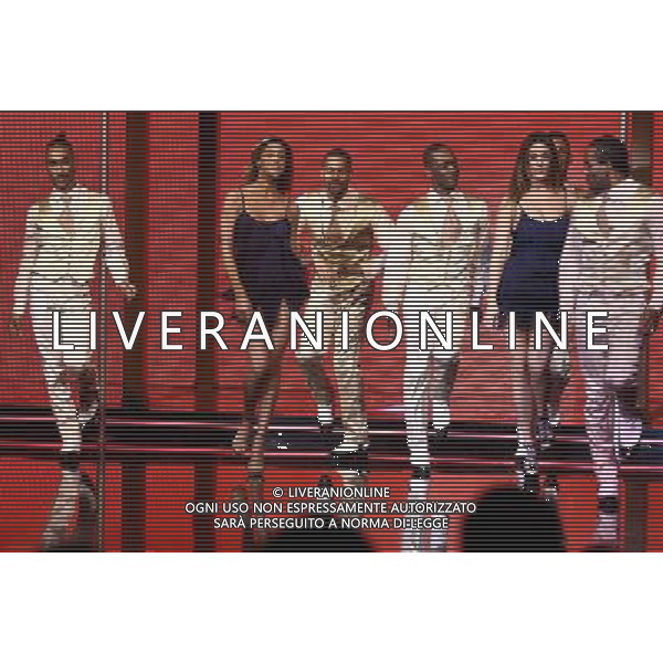\' CHIAMBRETTI NIGHT\' nella foto: BELEN RODRIGUEZ CON LA SORELLA CECILIA © Antonio Sorano - Ag. Aldo Liverani sas