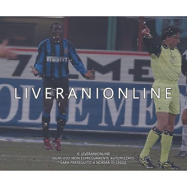 MILANO 21/1/2004 INTER-UDINESE COPPA ITALIA TIM CUP 2003/04 NELLA FOTO OBAFEMI MARTINS con Domenico Messina* FOTO DANILO RECALCATI/AG ALDO LIVERANI 