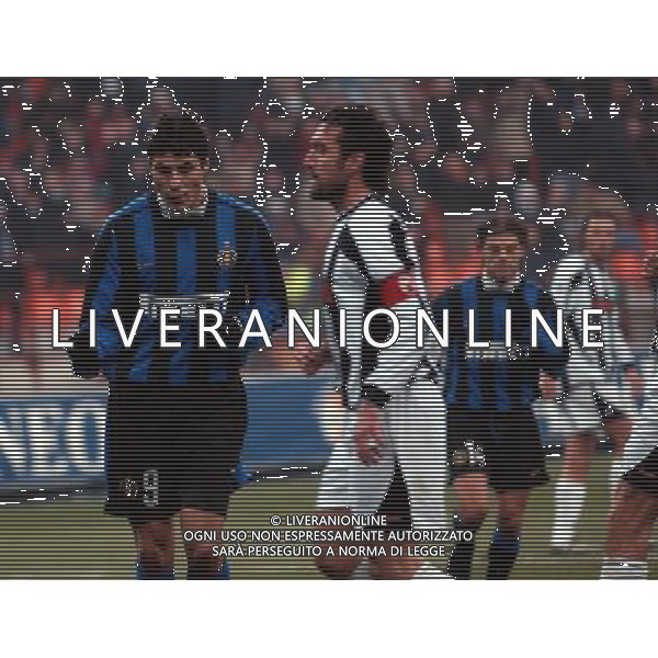 Milano 22/01/2004 coppa italia TIM CUP 2003/04 inter-udinese 3:1 nella foto Cruz esulta ph marco luzzani/ag aldo liverani s.a.s.
