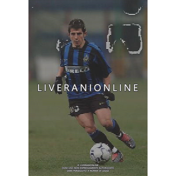 Milano 22/01/2004 coppa italia TIM CUP 2003/04 inter-udinese 3:1 nella foto emre belozoglu ph marco luzzani/ag aldo liverani s.a.s.