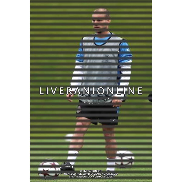 APPIANO GENTILE (CO) 27/4/2010 ALLENAMENTO DELL\' INTER PRIMA DELLA PARTENZA PER INCONTRARE IL BARCELLONA IN CHAMPIONS LEAGUE NELLA FOTO WESLEY SNEIJDER ©ROMANO/AGENZIA ALDO LIVERANI SAS