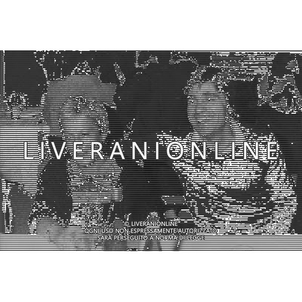 ARCHIVIO GIOVANNI LIVERANI NELLA FOTO NINO BENVENUTI CON LA MOGLIE AG ALDO LIVERANI